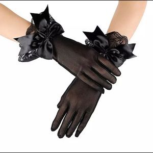 Black Lace Pearl & Bow embellished Chiffon Wrist Length Gloves 🧤